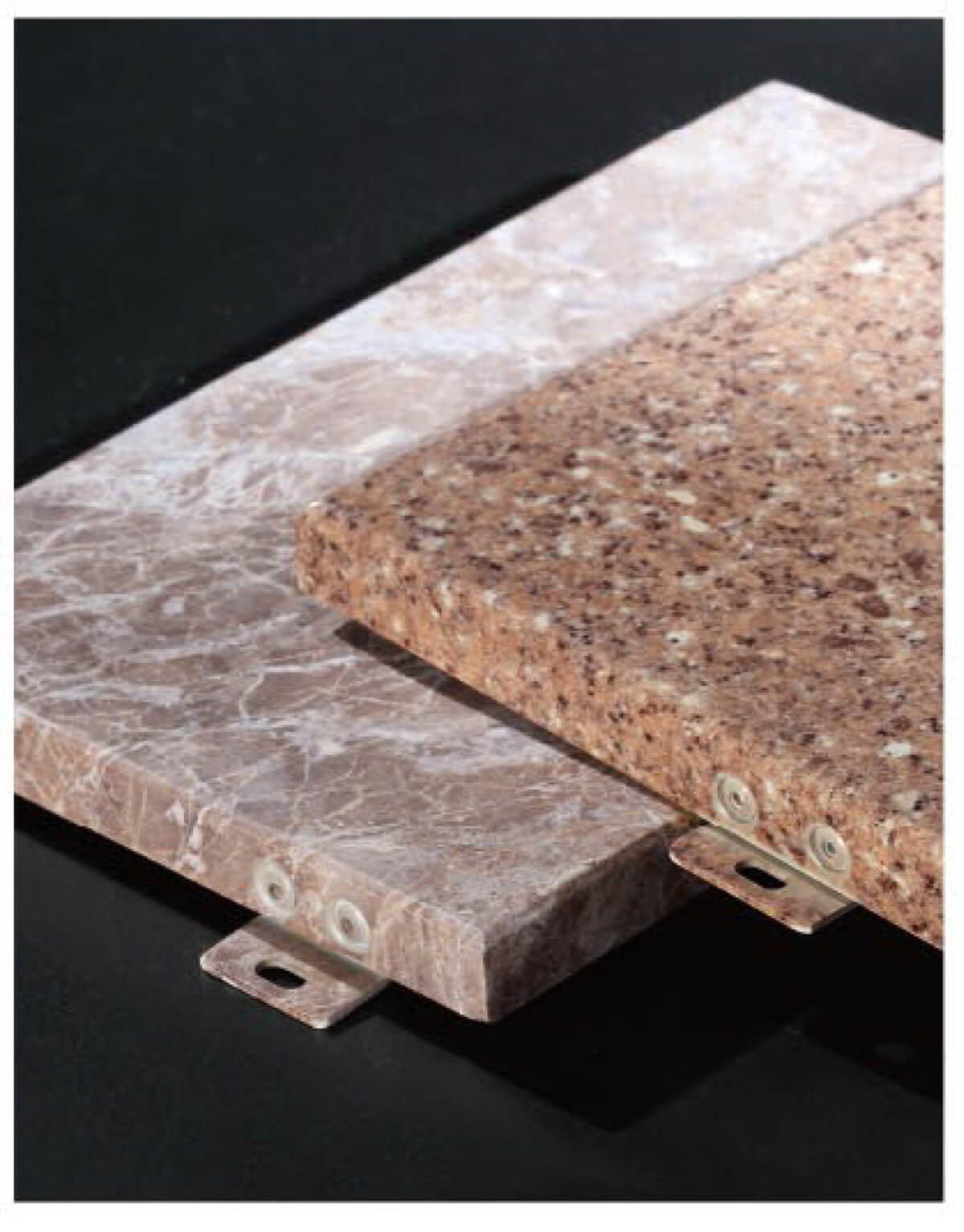 Imitation stone patterned aluminum veneer