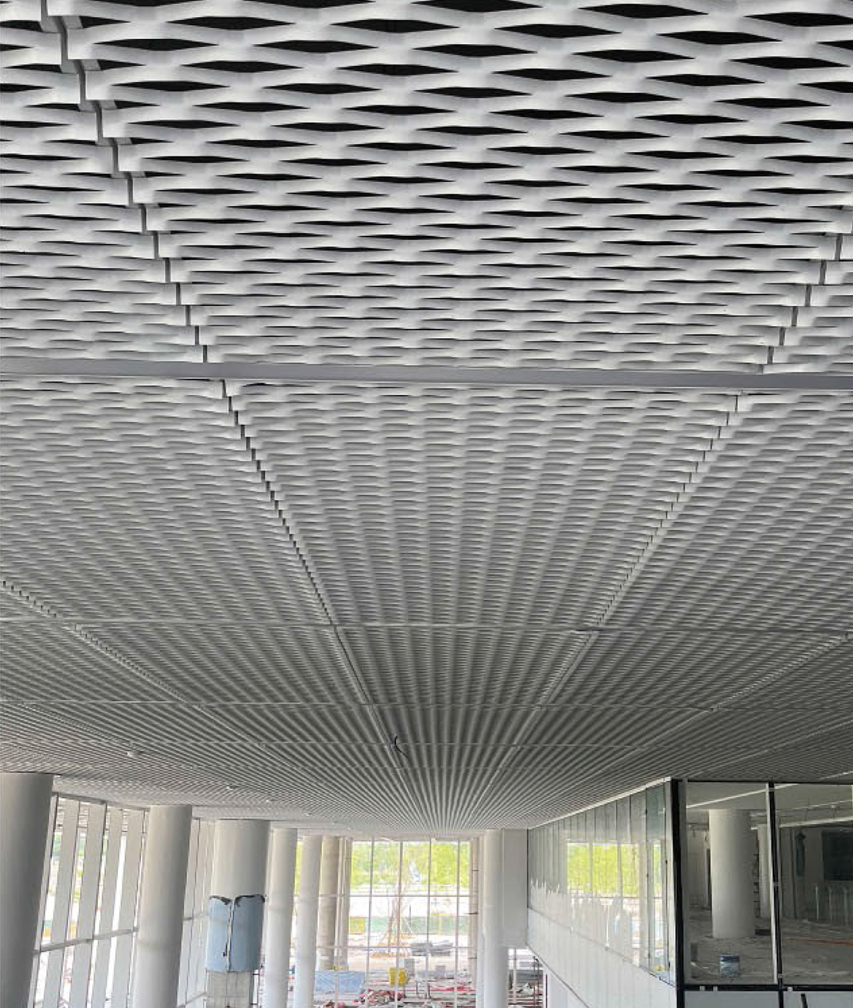 Aluminum mesh panel